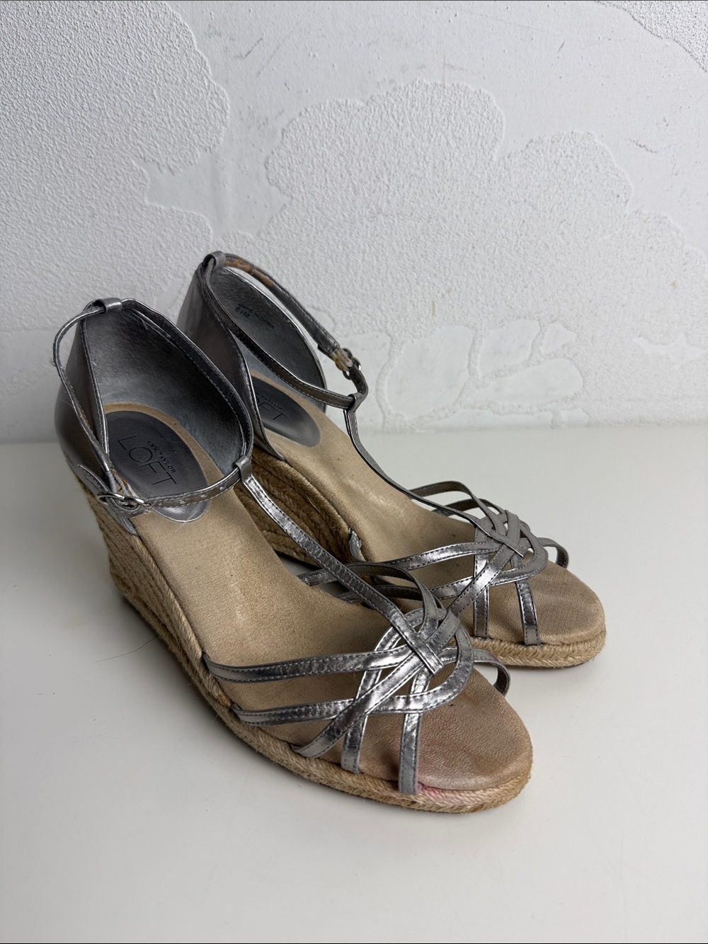 LOFT Vintage Metallic Silver T Strap Espadrille Wedges Size 6.5